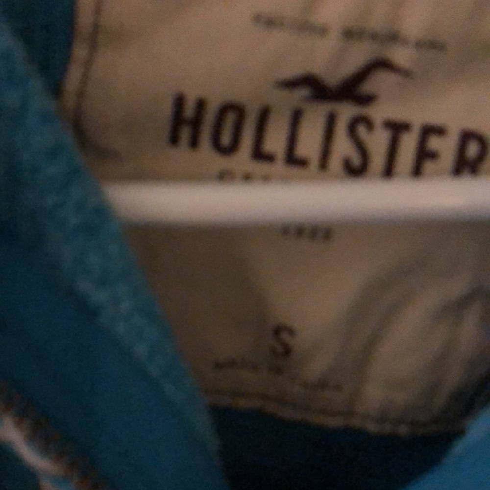 Women’s Hollister hoodie size small - Picture 2 of 3
